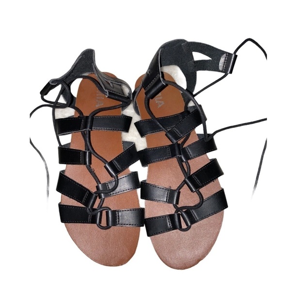 MIA  gladiators sandals 9.5 - Picture 9 of 9